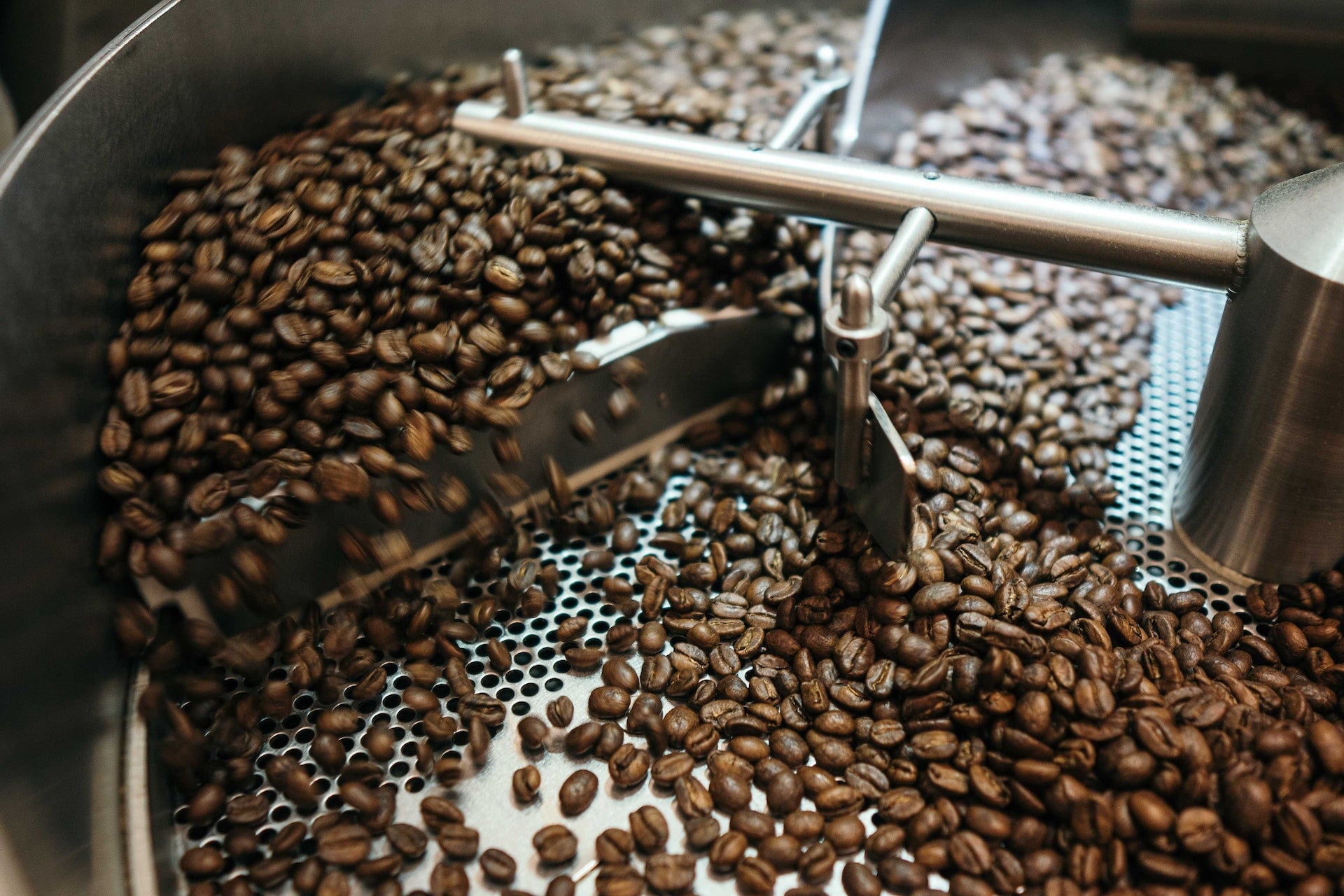 LOCALLY ROASTED BEANS